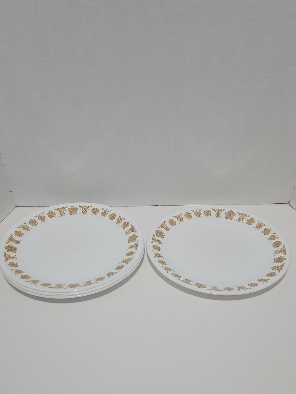 Vintage Corelle Buttery Gold 8.5" Lunch/Salad Plates Set of 4
